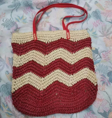 Bag gwellt menywod crosio papur tonnog coch