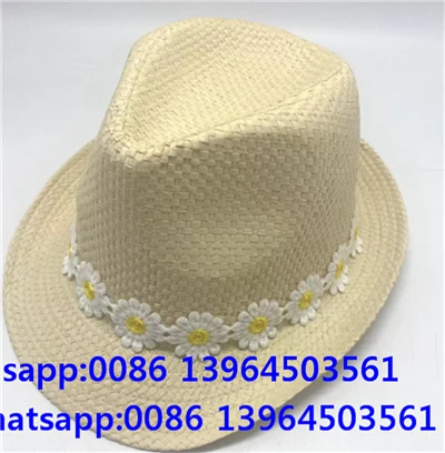 Het Fedora Gyda Blodau Bach